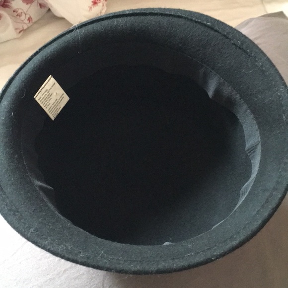 Black hat - Picture 3 of 5